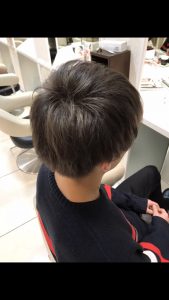 グレージュカラー