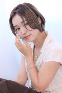 前下がりショート☆ハンサムショート☆イルミナカラー