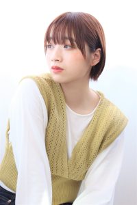 ナチュラルショートボブ☆フェザーバング